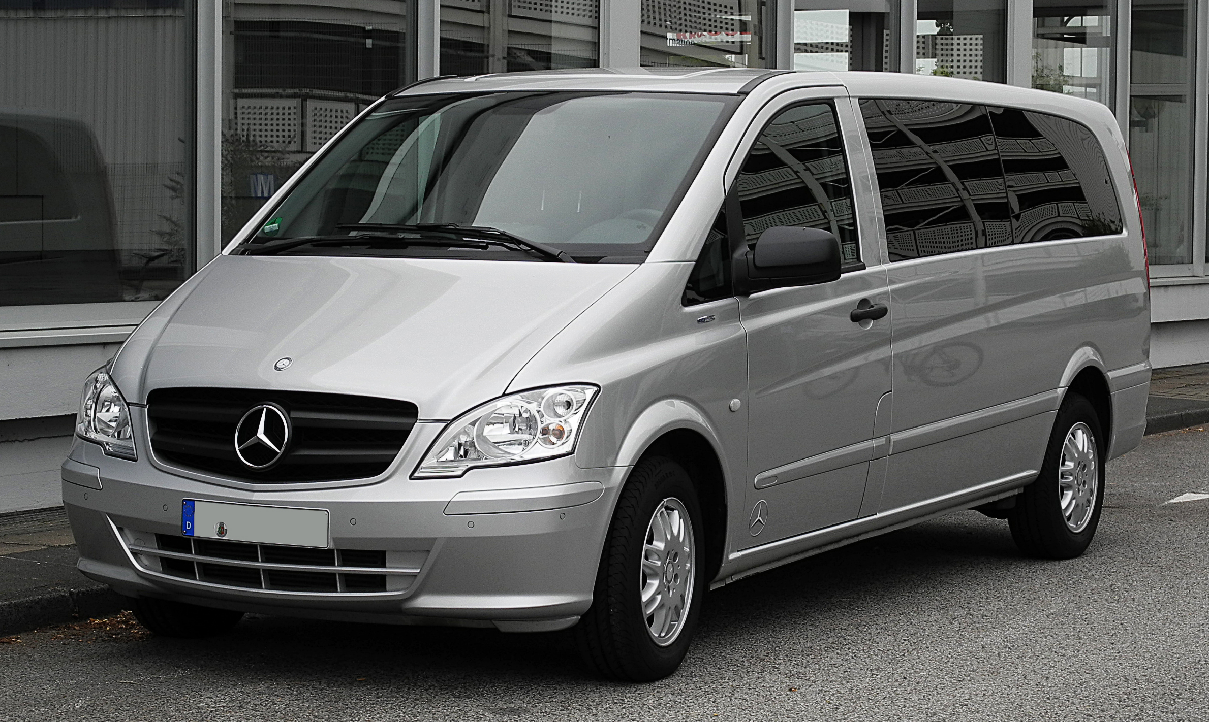 Mercedes Vito Kombi 8 persone